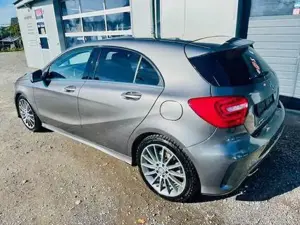 Mercedes-Benz A-Klasse 2015 Bild 2