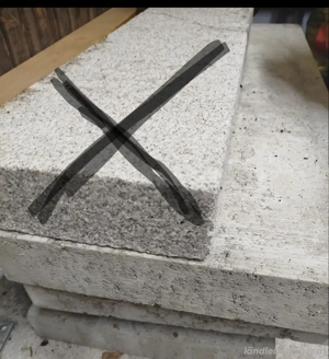 4xStraßenrandsteine zu verschenken Bild 2