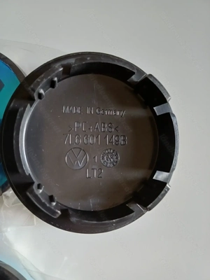 Original VW Radnabenkappen Bild 2 Original VW Radnabenkappen Bild 2