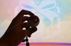 Pokémon Let's Go Pikachu   Pokéball + Haustierhülle Bild 5