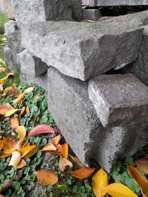 Verschiedene Natursteine 