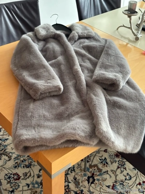 Plüschmantel Neu Grösse 38 Bild 5