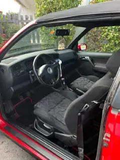 VW Golf Cabriolet in Rot Bild 7