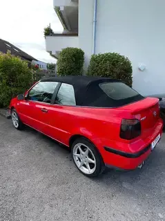 VW Golf Cabriolet in Rot Bild 6
