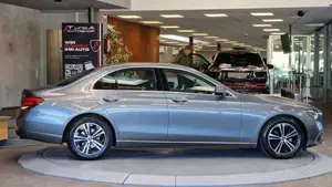 Mercedes-Benz E 200 Bild 7