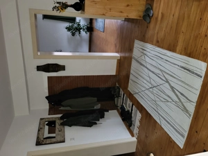 Schön gelegene, voll möblierte Bild 3