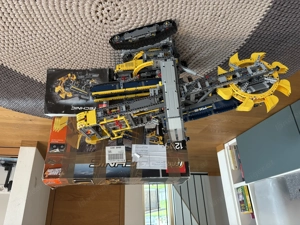 Lego Schaufelbagger 42055 Bild 2