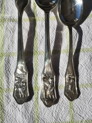 Versilbertes & verziertes Dessert-Besteck Marke BERNDORF 3T