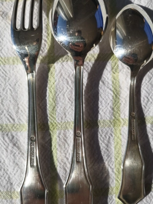 Versilbertes & verziertes Dessert-Besteck Marke BERNDORF 3T Bild 2