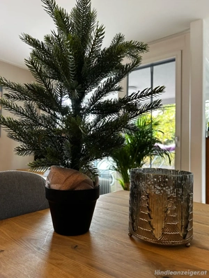 Kunsstoff Weihnachtsbaum inkl. Deko Bild 4