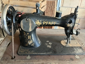 Nähmaschine Antik Bild 2