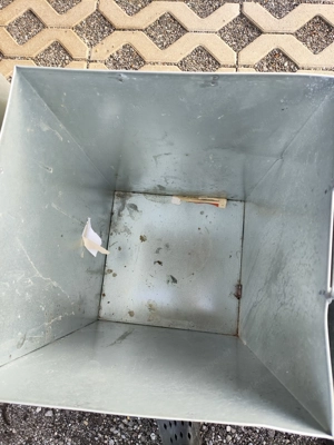 Mülleimer Müllkübel aus Blech mit Henkel Bild 2