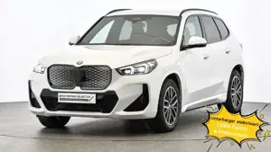 BMW iX1 xDrive30 M Sportpaket // Head-Up // DAB-Tuner