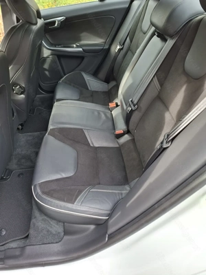 Volvo S60 R-Design Bild 9