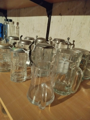 Bierkrüge mit Zinndeckel (12 Stück) Bild 3