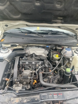 VW Caddy gebraucht Bild 8