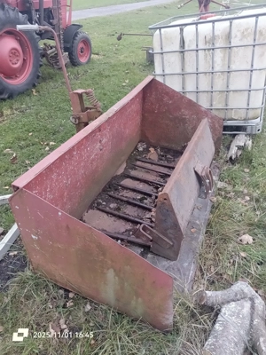 Traktor David Brown 880 mit Frontlader Bild 7