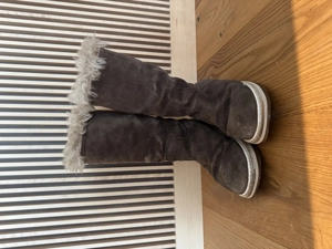 Prada Winterstiefel - Neuwertig  Bild 3