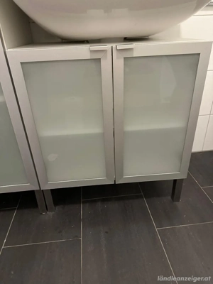 IKEA Badezimmermöbel-Set (ohne Spiegelschrank) Bild 4