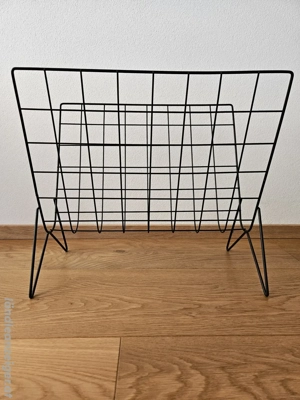 Zeitungsständer Bild 2