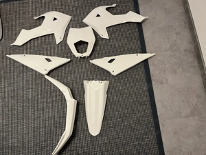 Rieju MRT 50 Verkleidung in weiß Bild 3