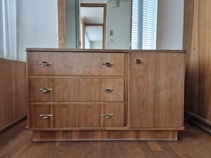 Anrichte   Kommode - Schreinerarbeit aus dem Jahr 1960 Bild 4