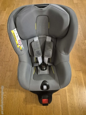 Britax Römer M i-SIZE