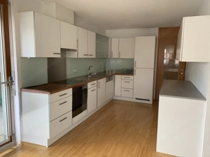 3-Zimmer-Wohnung mit sonniger Terrasse & Tiefgarage im Herzen von Bregenz Bild 4