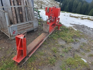Verkaufe Eigenbau Holzspalter mit Zapfwellenantrieb Bild 2