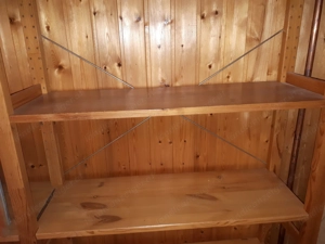 Regal aus Holz Bild 3