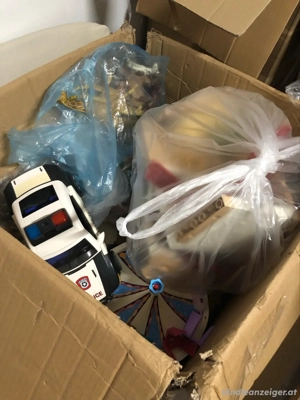 Playmobil gemischte Kiste + Barbie Boot Bild 2