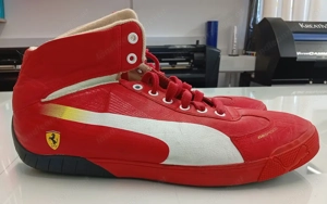 Ferrari Rennfahrer Schuhe