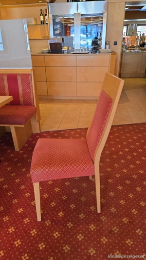 Stuhl gepolstert Bild 3