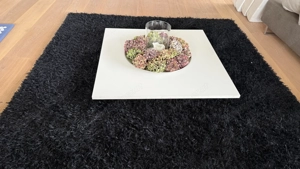 Teppich und Tisch