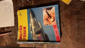 Verkaufe Sammlung an Wehrtechnik und Kriegs Magzinen Bild 3