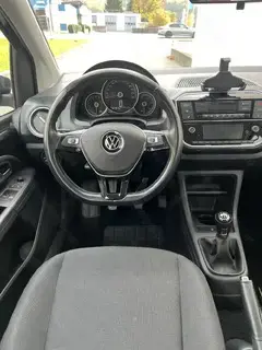 Volkswagen UP! 1.0 Bild 2