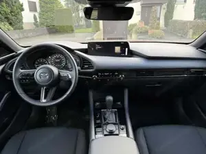 Mazda 3 2024 Bild 8
