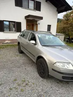 skoda octavia 4x4 allrad Bild 2