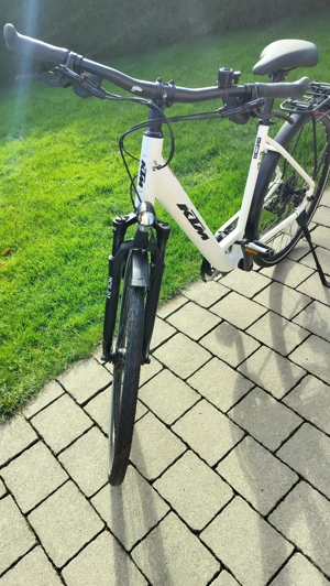 Trekkingfahrrad Bild 3