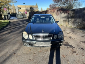 Mercedes-Benz E270 CDI Avantgarde Bild 2
