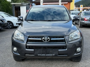 Toyota Rav Diesel Aut. Allrad TÜV NEU Bild 2