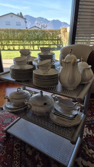 Porzelan-Service ca. 80 Teile    ZEH SCHERZER Bavaria    fast 100 Jahre alt !! Bild 2