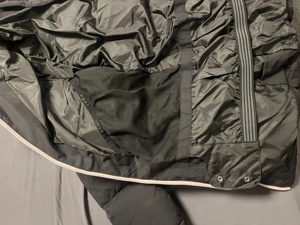 Schwarze Ski Winterjacke von Icepeak Bild 2