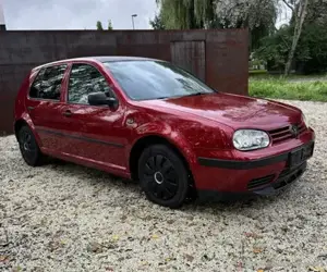 VW Golf 4 | 1.4 16V | 75 PS | 130.000 km | Garagenfahrzeug mit Serviceheft Bild 2