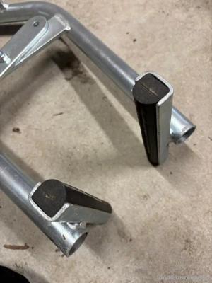 Bordsteinzange Bild 3