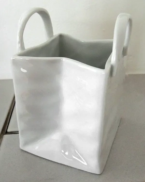 Diverse Vasen aus Porzellan, für Gestecke, Blumenvase, Dekotasche, Porzellan Tasche Bild 3