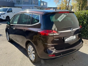 Opel Zafira Tourer 1,4 Turbo Eotec Edition Aut. Behindertengercht  Rollstuhl NUR 52 TKM Bild 6
