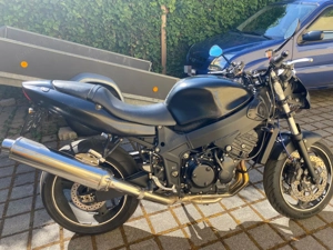 Triumph Speed Four Naked Bike Bild 2