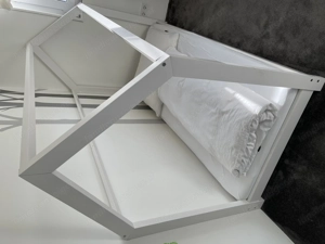 Bett Kinder Haus  Bild 2