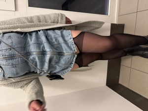 Heiße Amateurfotos und geile Videos  Bild 2